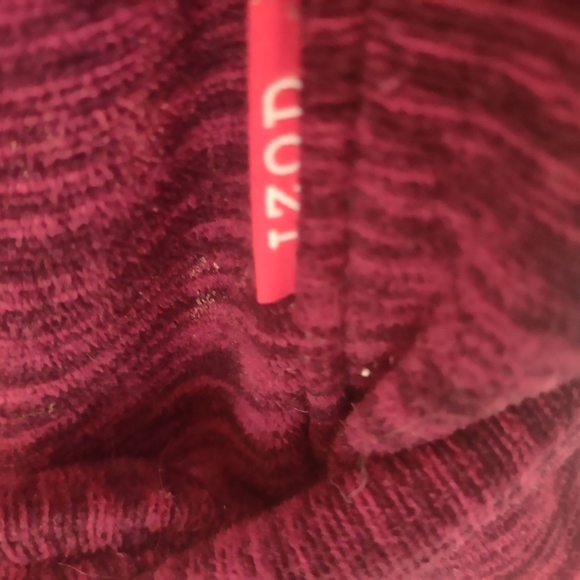 Izod Men's Robe - Picture 10 of 10